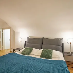 4* Lejlighedshotel Lazenska N4